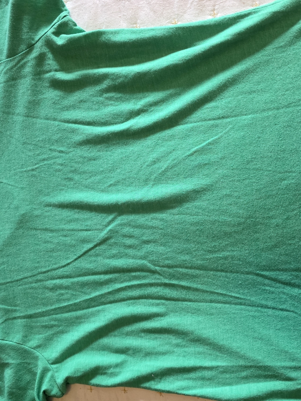 The North Face Green V-Neck Logo Tee - Picture 4 of 4